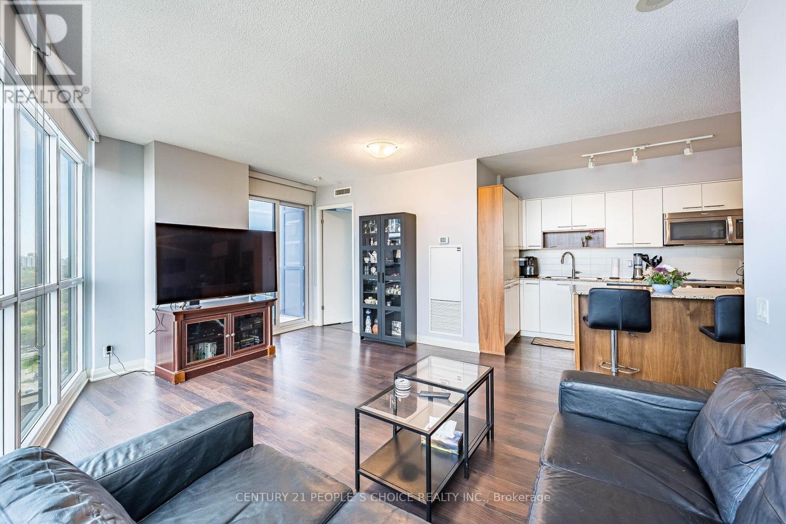1302 - 5 Valhalla Inn Road, Toronto, Ontario  M9B 1S9 - Photo 18 - W13127750