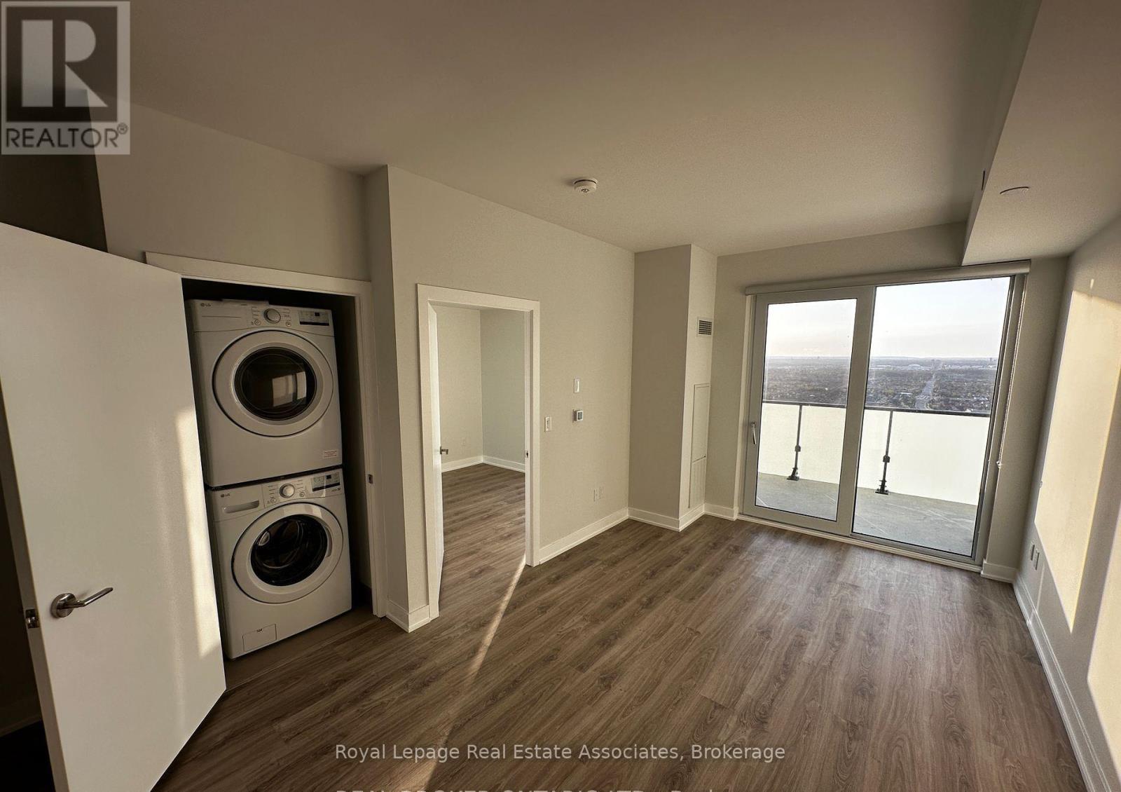 3502 - 4130 Parkside Village Drive, Mississauga, Ontario  L5B 3M8 - Photo 5 - W13127820