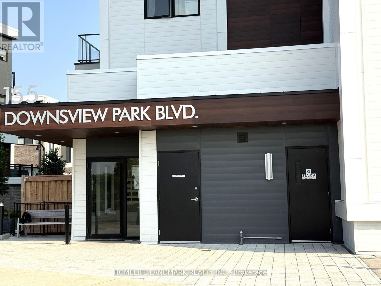 214 - 155 Downsview Park Boulevard, Toronto, Ontario  M3K 0E3 - Photo 2 - W13127826