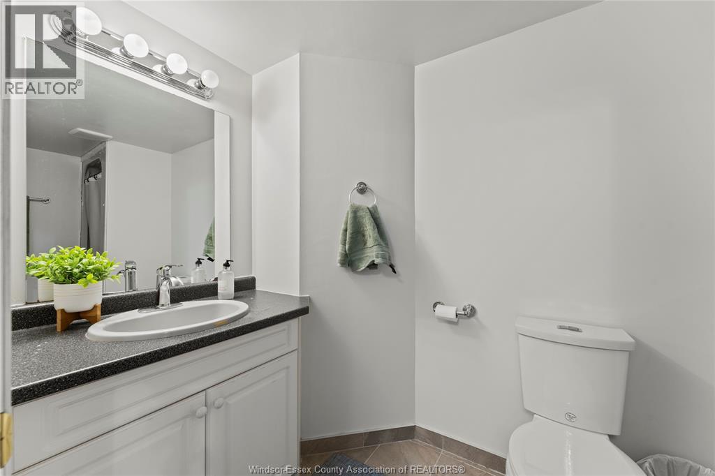 1560 Grand Marais Road East, Windsor, Ontario  N8W 1W2 - Photo 24 - 26011138
