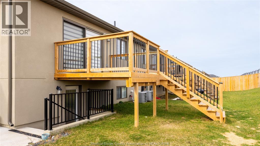142 Lane Street, Essex, Ontario  N8M 0B1 - Photo 30 - 26011058