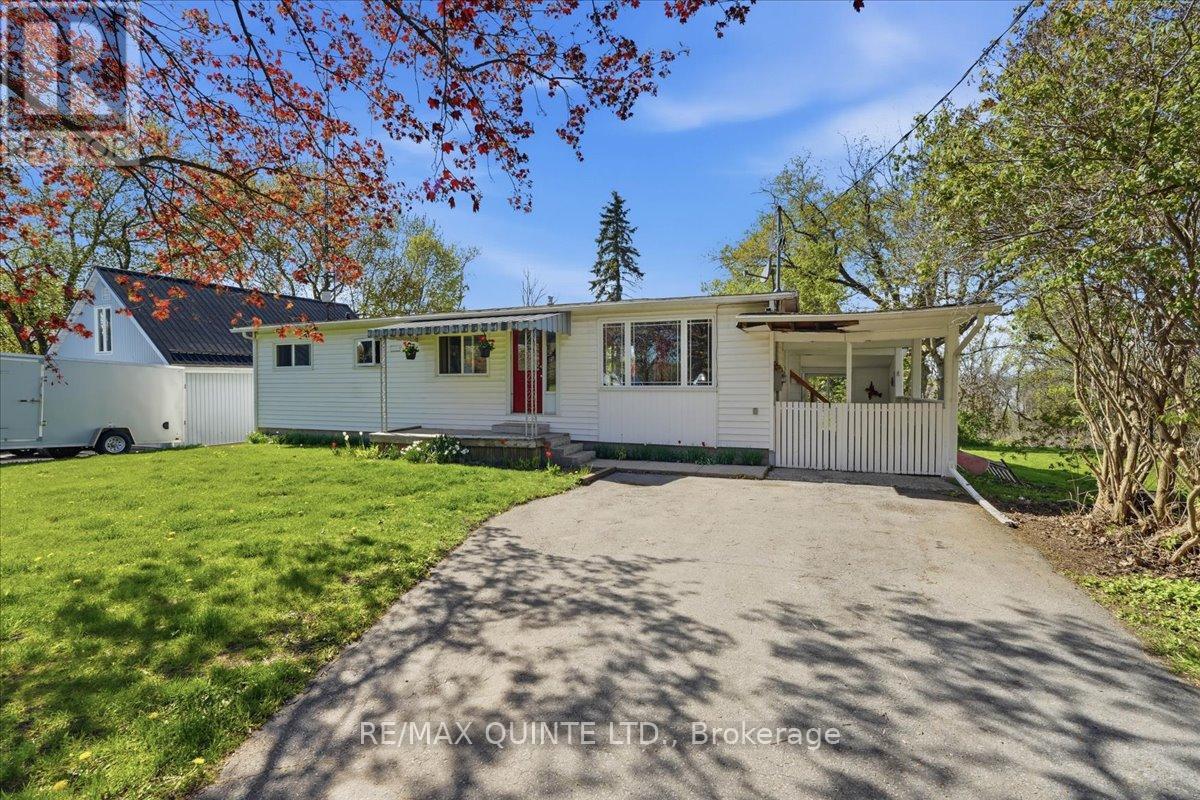 1467 County Rd 15 Road, Prince Edward County, Ontario  K0K 1W0 - Photo 2 - X13128210