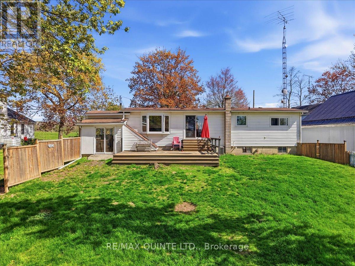 1467 County Rd 15 Road, Prince Edward County, Ontario  K0K 1W0 - Photo 21 - X13128210