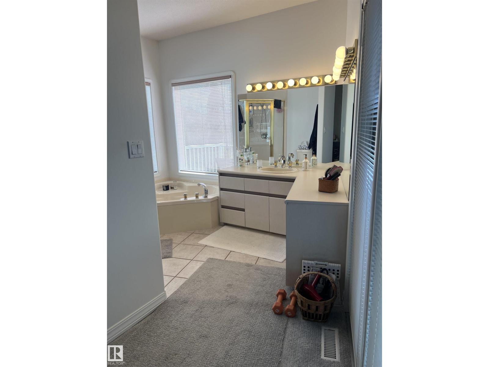 24 Catalina Dr, Sherwood Park, Alberta  T8H 1R2 - Photo 17 - E4487414