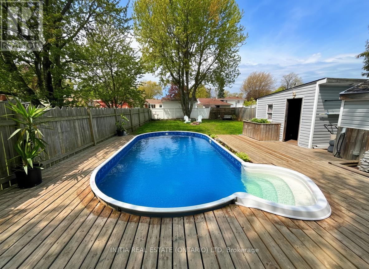993 Murphy Road W, Sarnia, Ontario  N7S 2Y3 - Photo 19 - X13128004