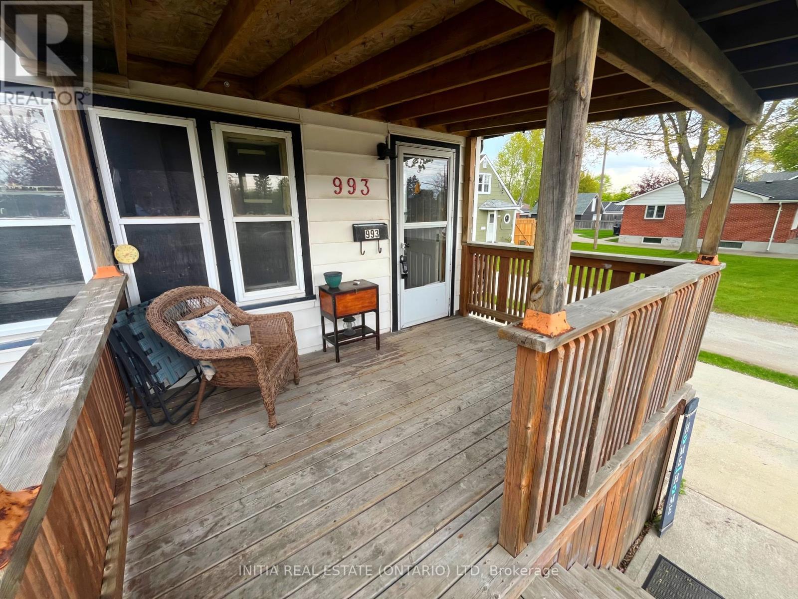 993 Murphy Road W, Sarnia, Ontario  N7S 2Y3 - Photo 4 - X13128004