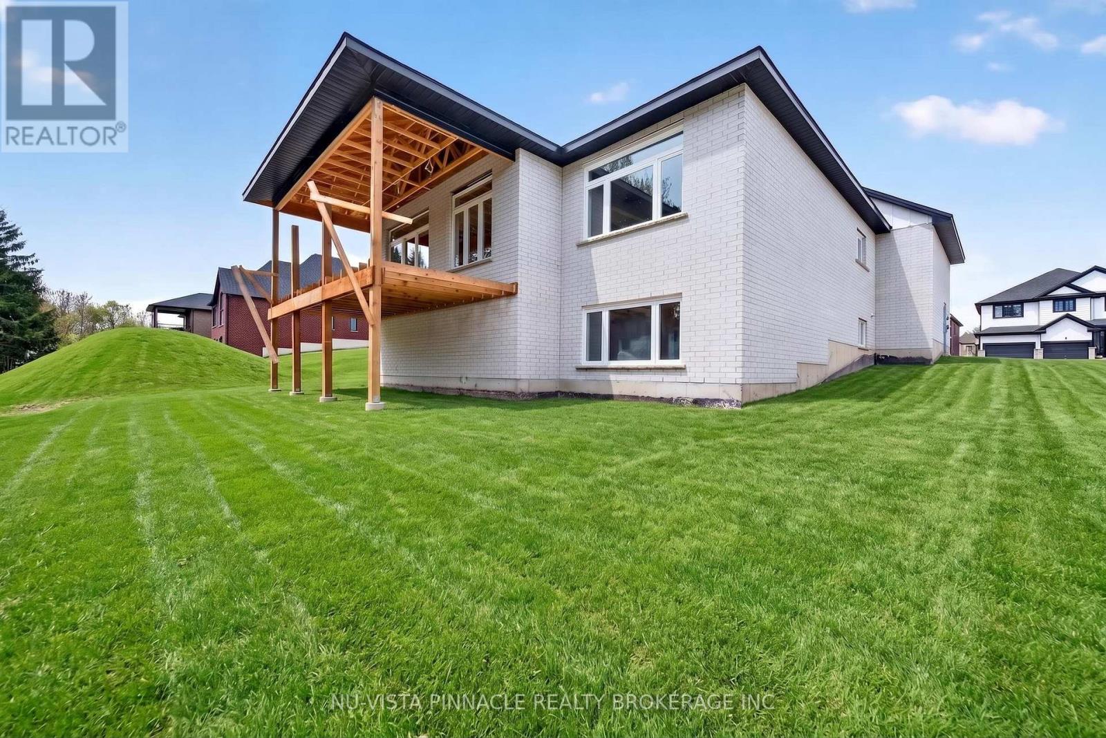 71 Basil Crescent, Middlesex Centre, Ontario  N0M 2A0 - Photo 47 - X13128014