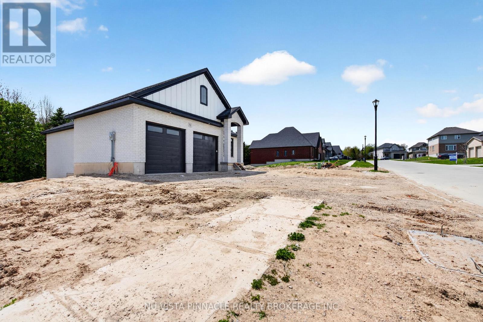 71 Basil Crescent, Middlesex Centre, Ontario  N0M 2A0 - Photo 6 - X13128014