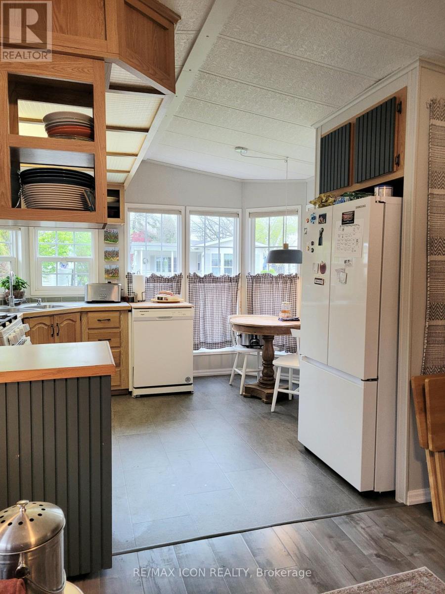 24 Rowan Rd - 77307 Bluewater Highway, Bluewater, Ontario  N0M 1G0 - Photo 4 - X13128108