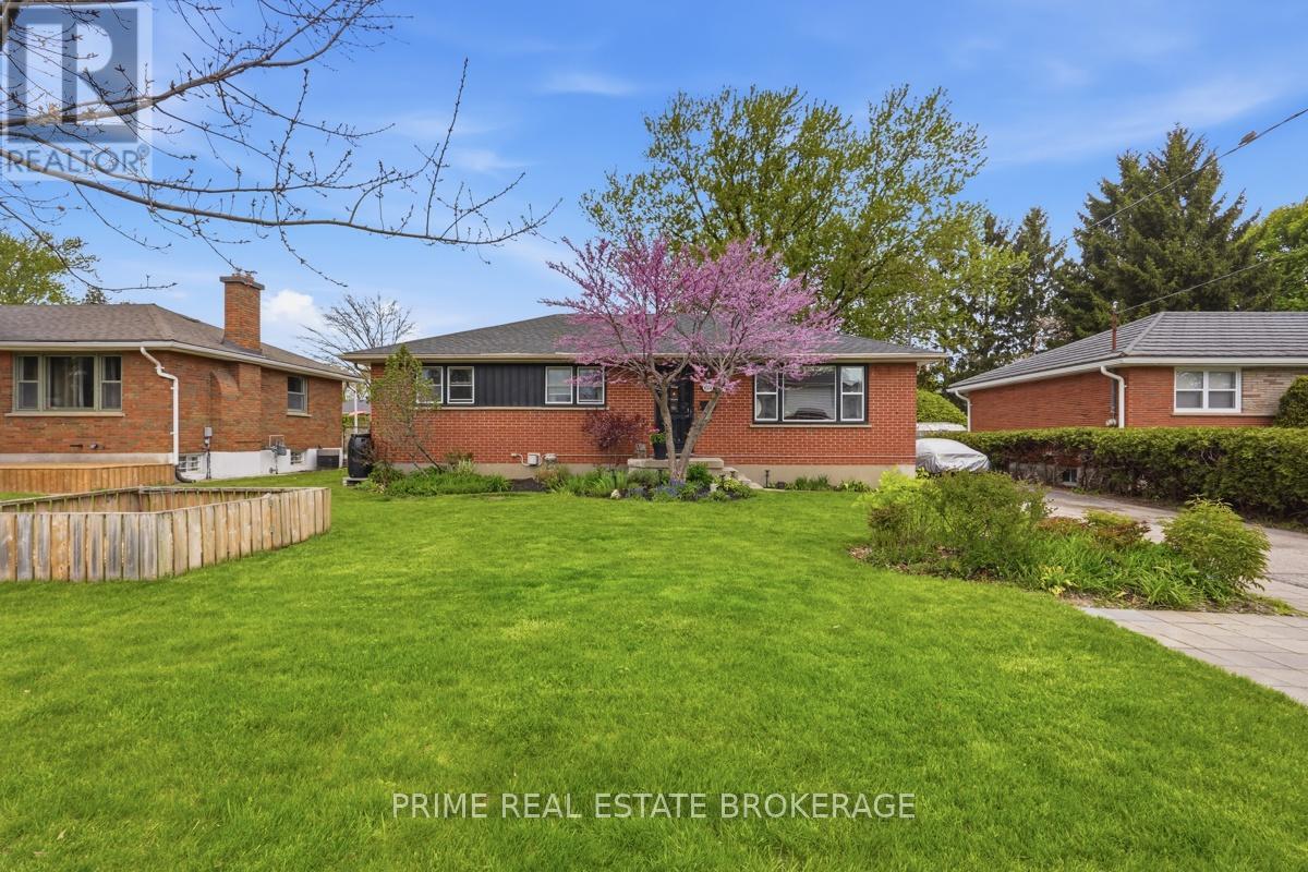 6734 Beattie Street, London South, Ontario  N6P 1A7 - Photo 1 - X13128280