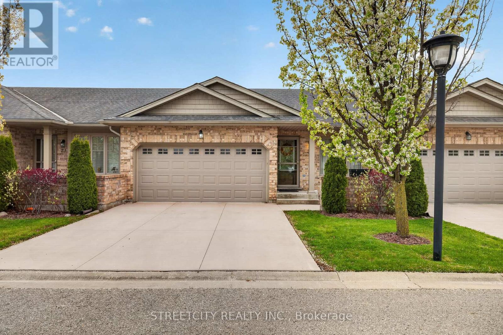 21 - 2100 Denview Avenue, London North, Ontario  N6G 0J5 - Photo 1 - X13128286