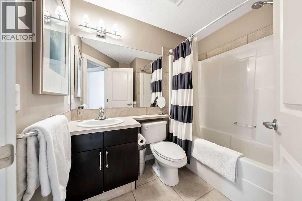 78 Ypres Green SW, Calgary, Alberta  T2T 6M1 - Photo 26 - A2288359