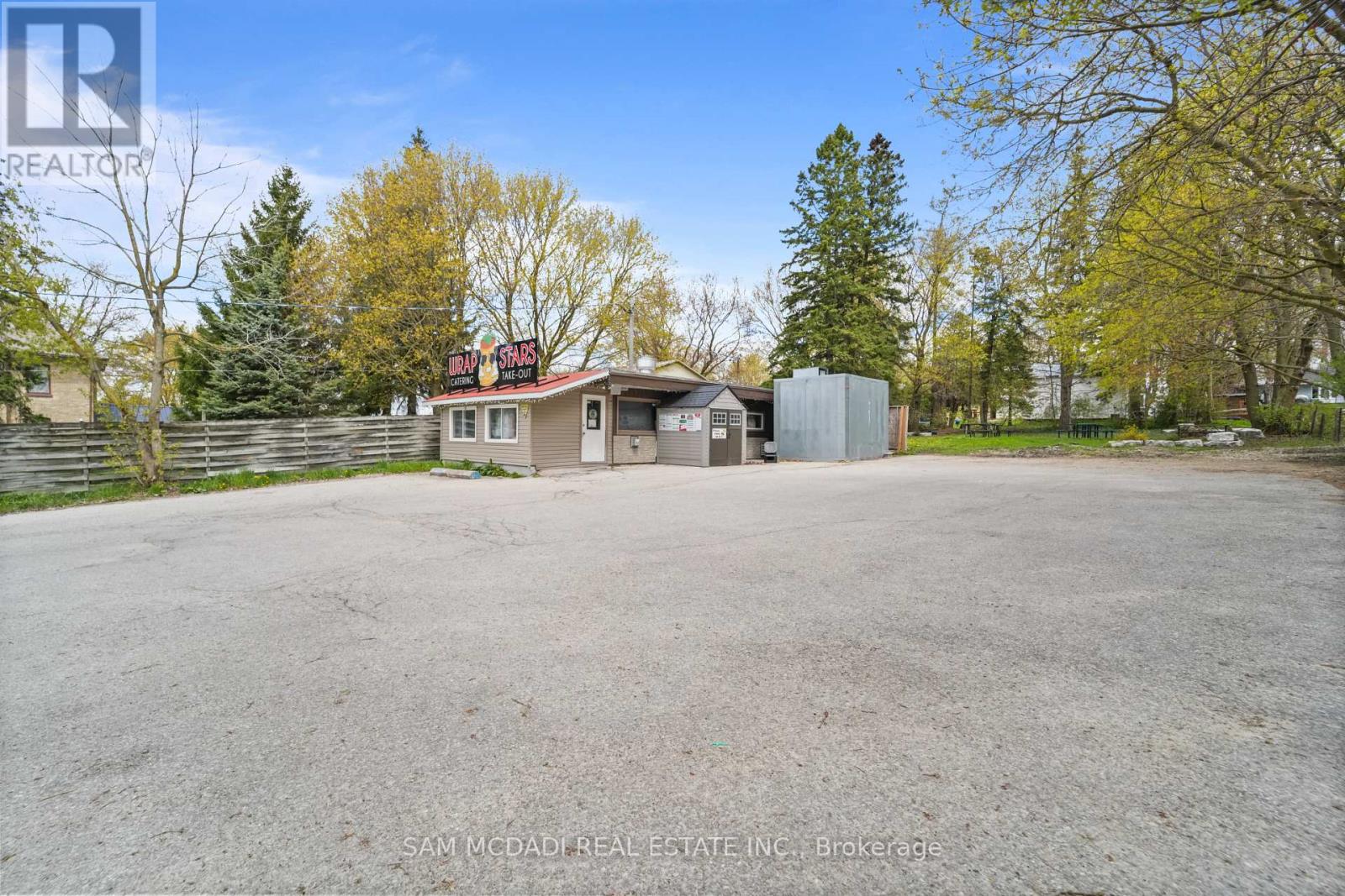 360 Main Street, Wellington North, Ontario  N0G 2L0 - Photo 15 - X13127874