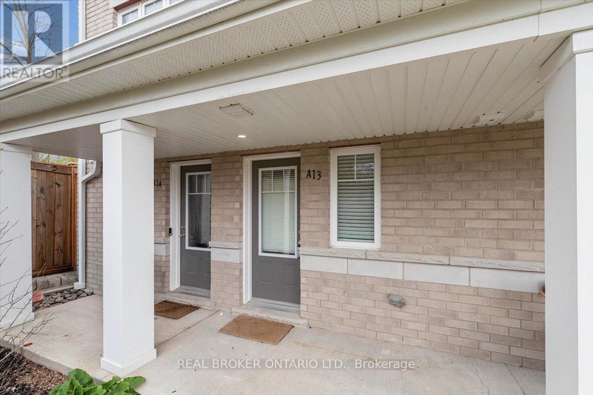 24 Morrison Road, Kitchener, Ontario  N2A 2W7 - Photo 2 - X13127944