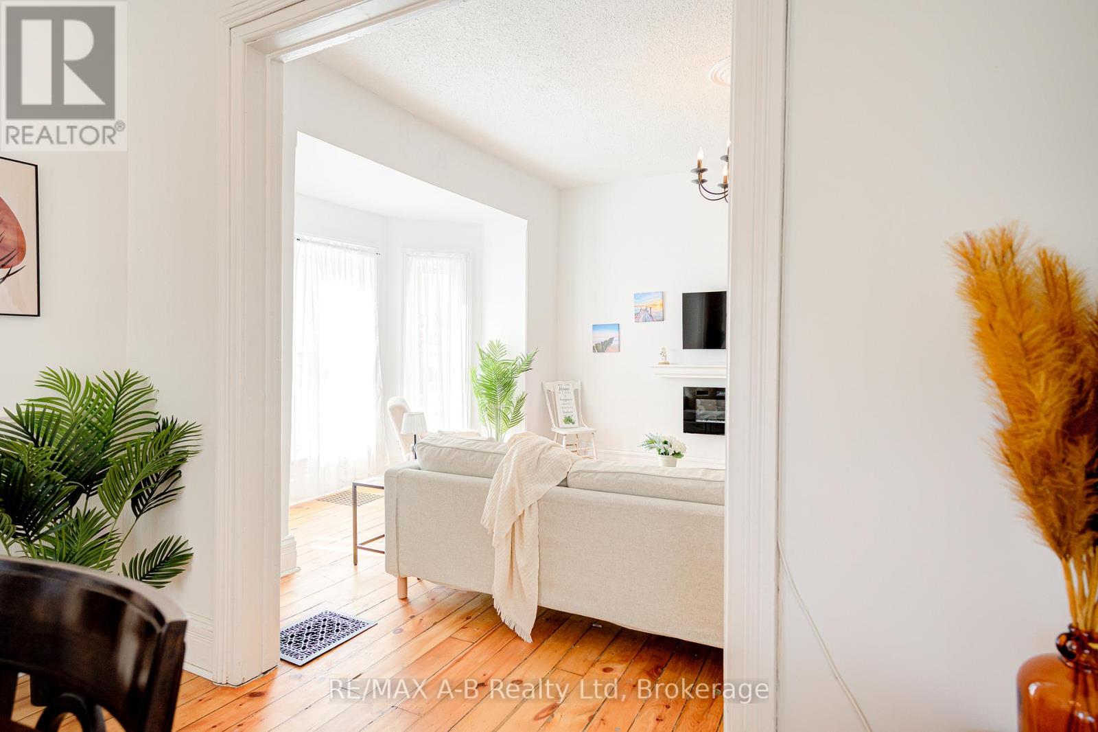 246 Wellington Street, Stratford, Ontario  N5A 2L6 - Photo 15 - X13127950