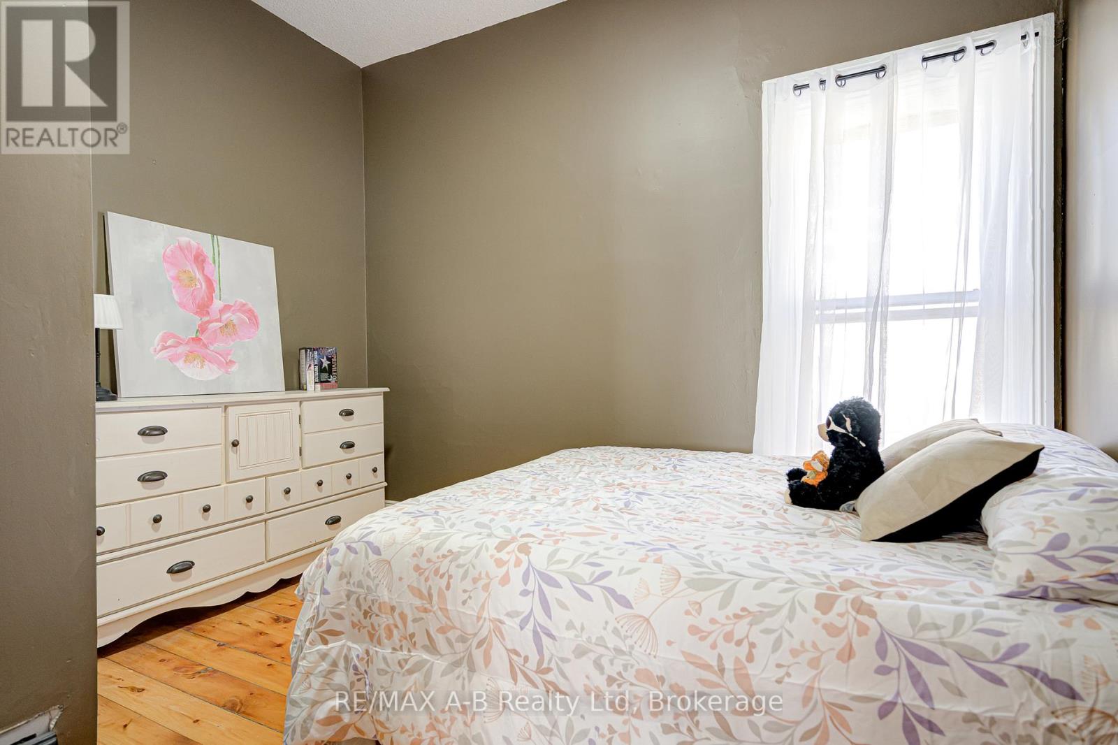 246 Wellington Street, Stratford, Ontario  N5A 2L6 - Photo 22 - X13127950