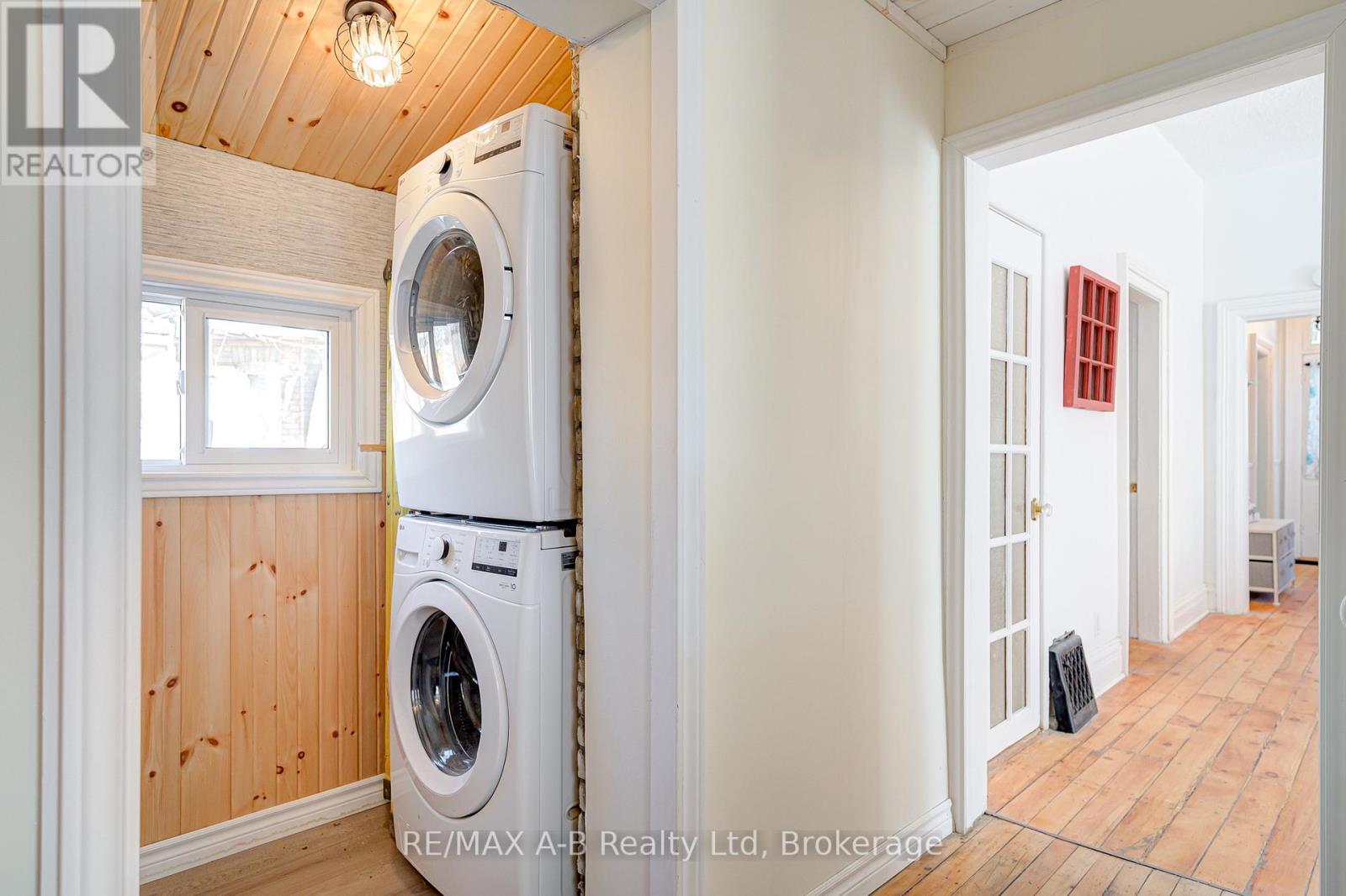 246 Wellington Street, Stratford, Ontario  N5A 2L6 - Photo 25 - X13127950