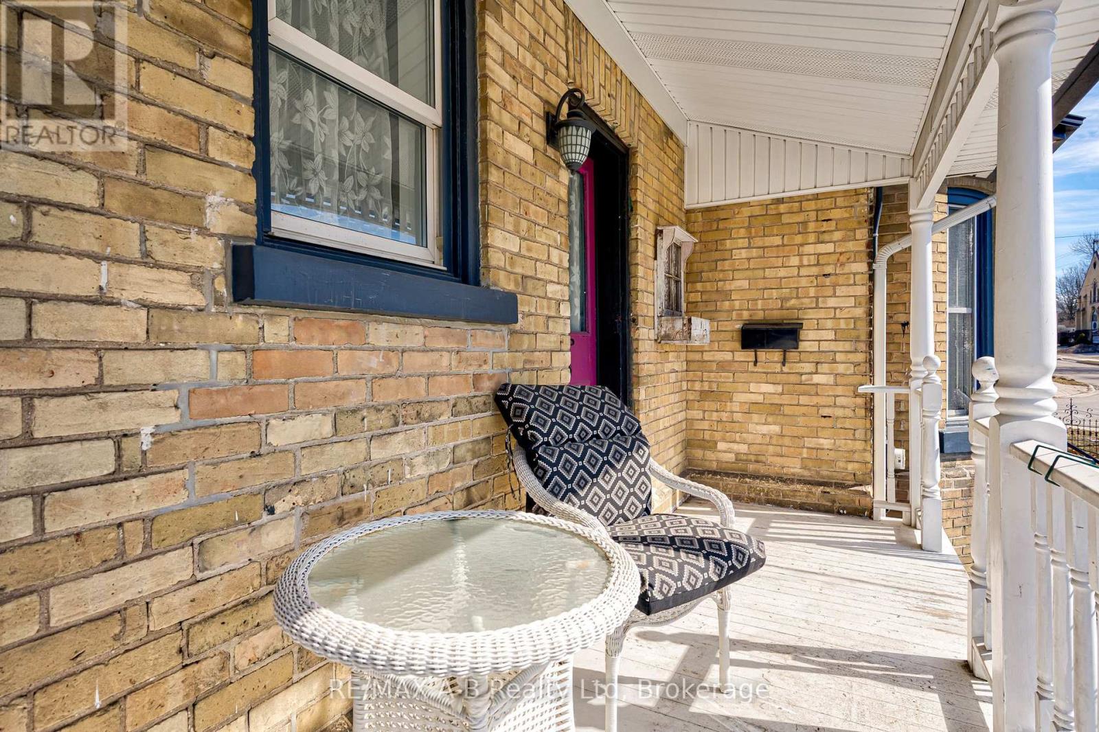 246 Wellington Street, Stratford, Ontario  N5A 2L6 - Photo 9 - X13127950