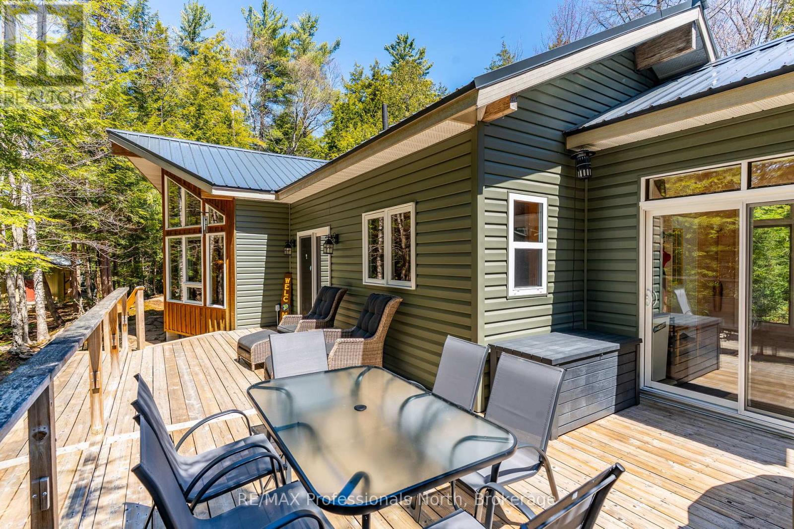 12553 Little Hawk East Shore Wao, Algonquin Highlands, Ontario  K0M 1S0 - Photo 2 - X13127958