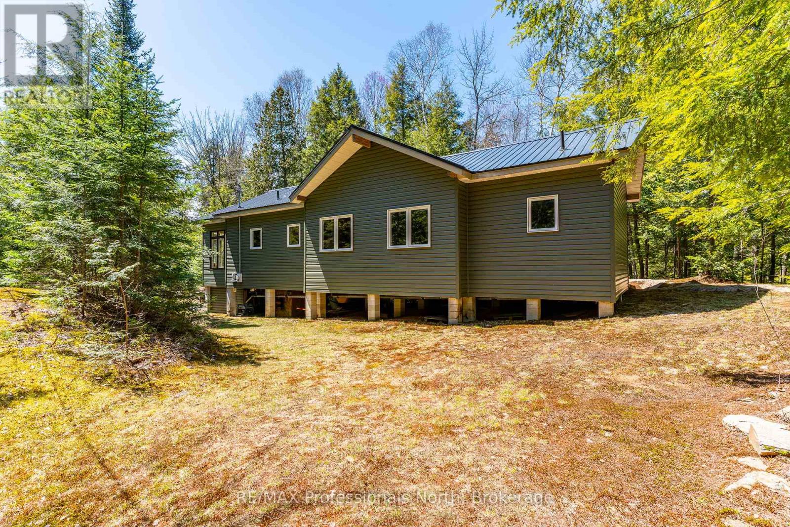 12553 Little Hawk East Shore Wao, Algonquin Highlands, Ontario  K0M 1S0 - Photo 33 - X13127958