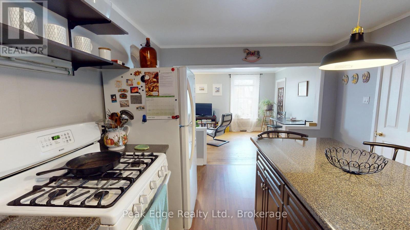 151 Garafraxa Street S, West Grey, Ontario  N0G 1R0 - Photo 7 - X13127982