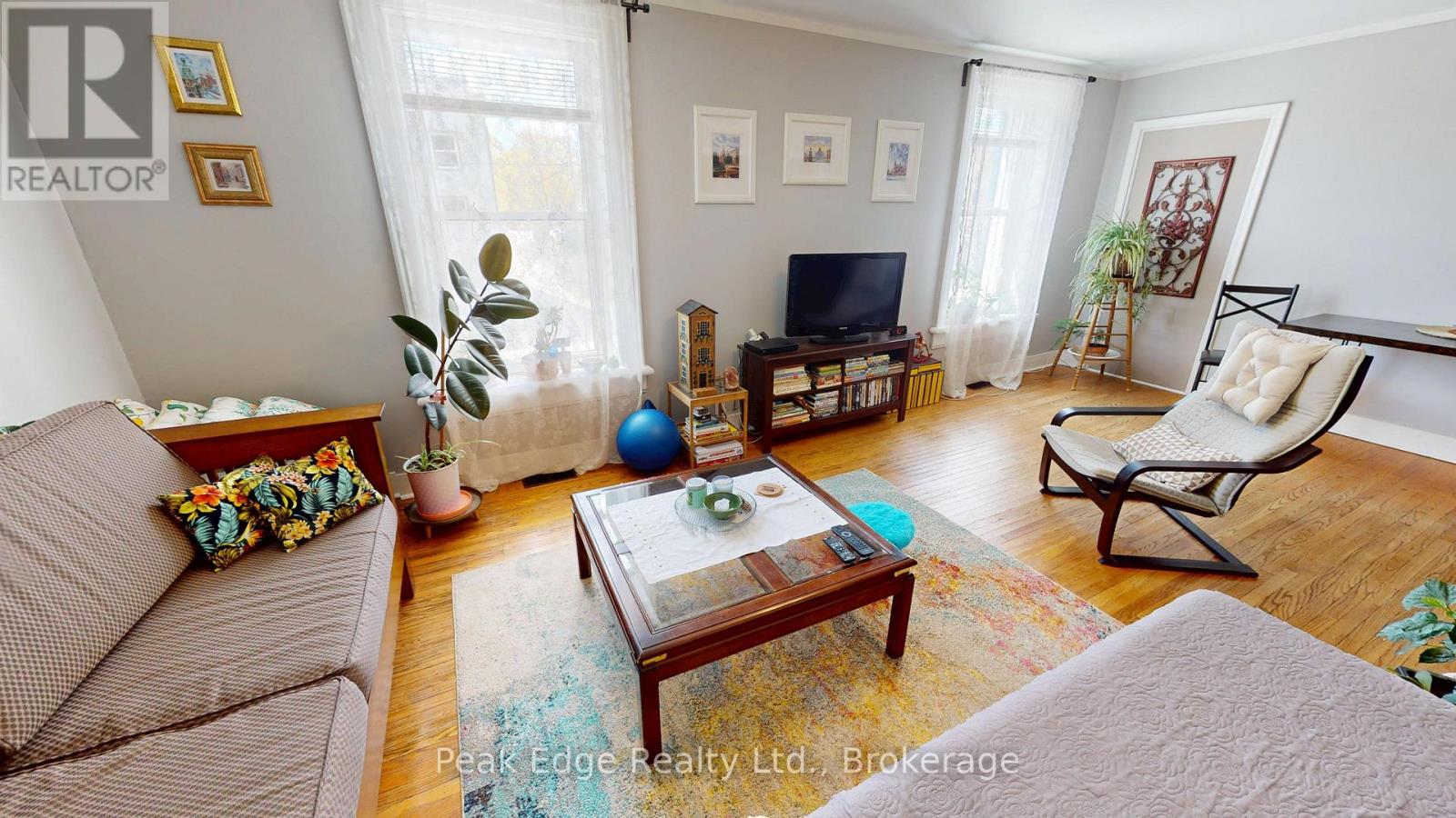 151 Garafraxa Street S, West Grey, Ontario  N0G 1R0 - Photo 4 - X13127984