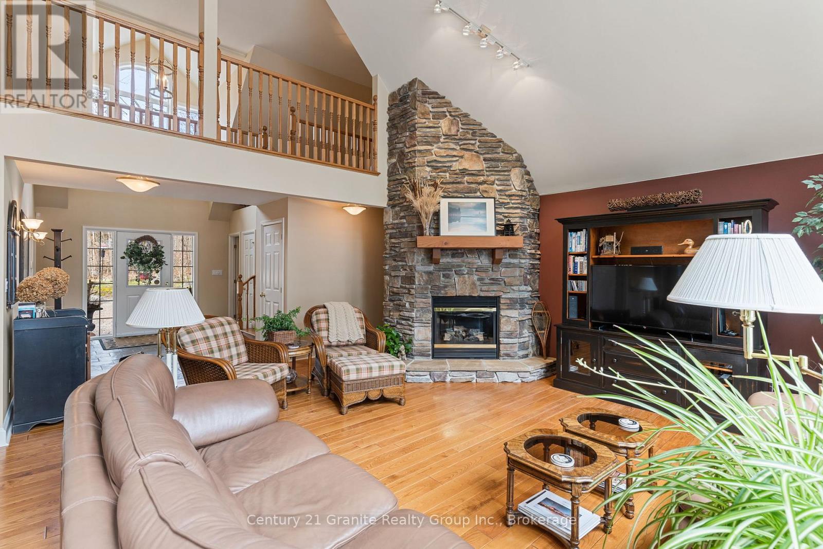 3012 West Shore Road, Dysart Et Al, Ontario  K0M 1S0 - Photo 11 - X13128026