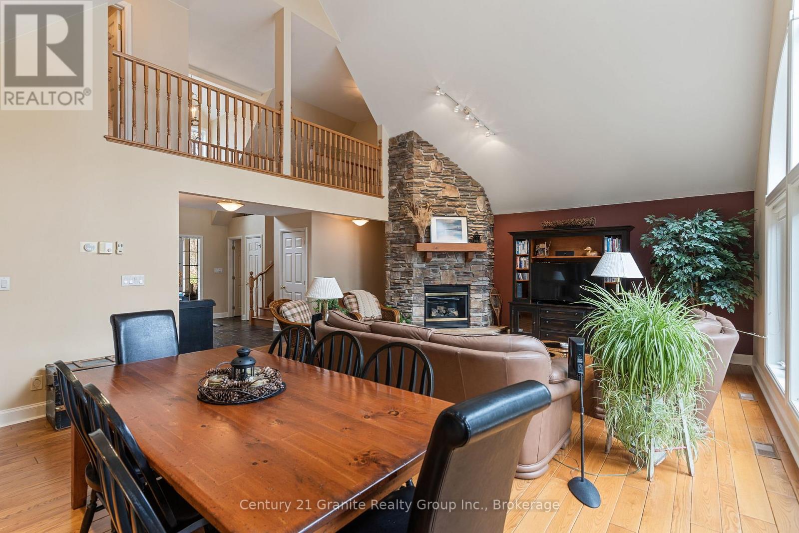 3012 West Shore Road, Dysart Et Al, Ontario  K0M 1S0 - Photo 13 - X13128026