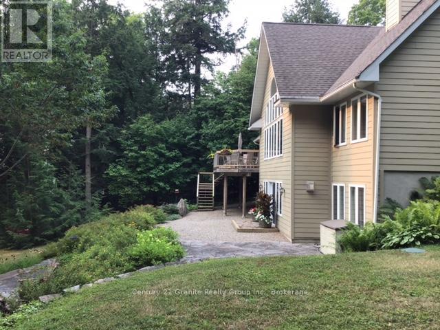 3012 West Shore Road, Dysart Et Al, Ontario  K0M 1S0 - Photo 2 - X13128026