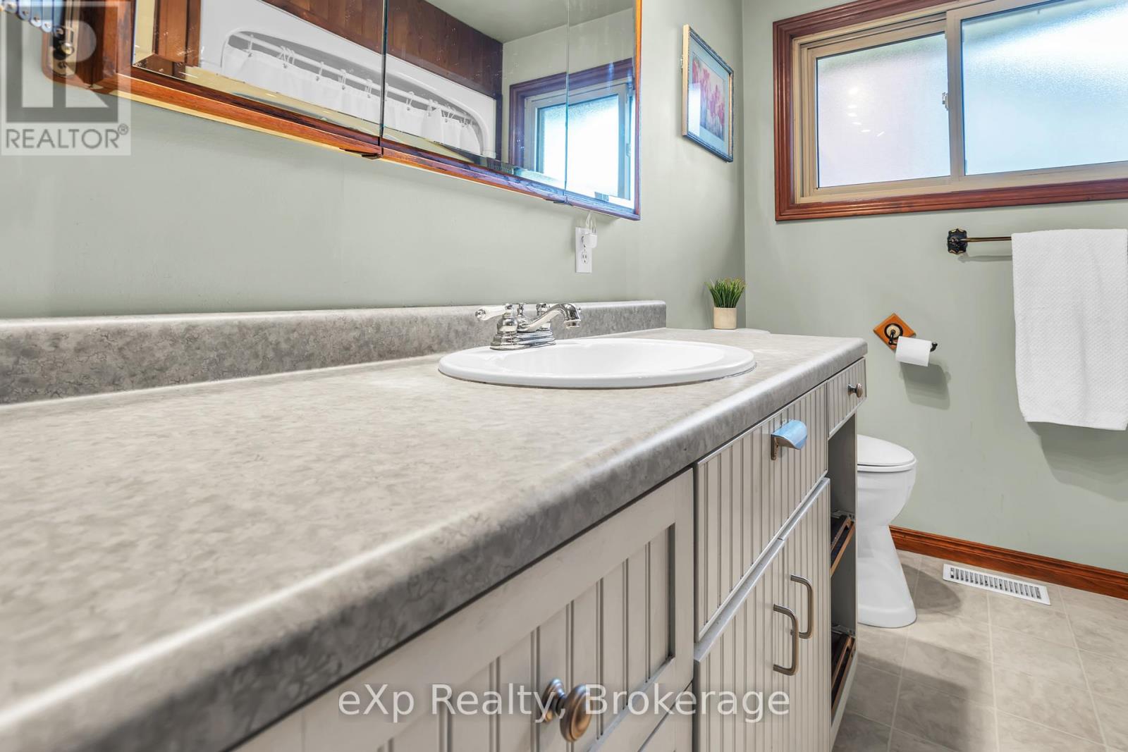 84 Trottier Drive, Tillsonburg, Ontario  N4G 4R2 - Photo 31 - X13128054