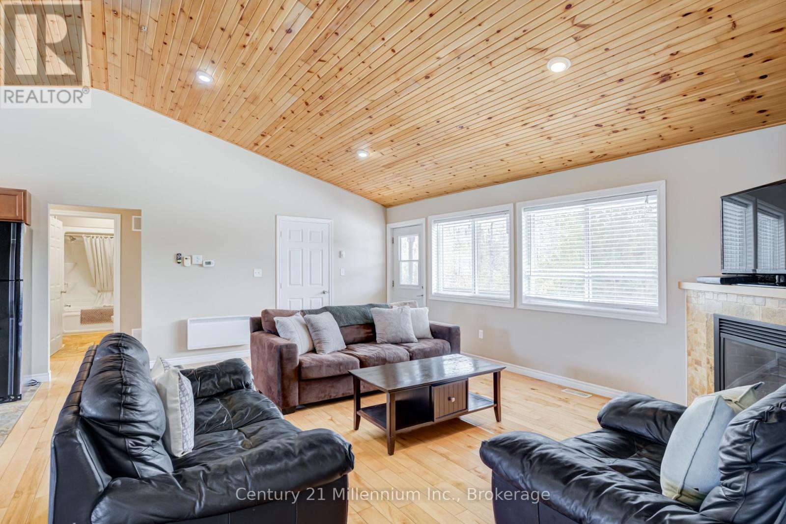 62 Mcivor Drive, Northern Bruce Peninsula, Ontario  N0H 1Z0 - Photo 15 - X13128072