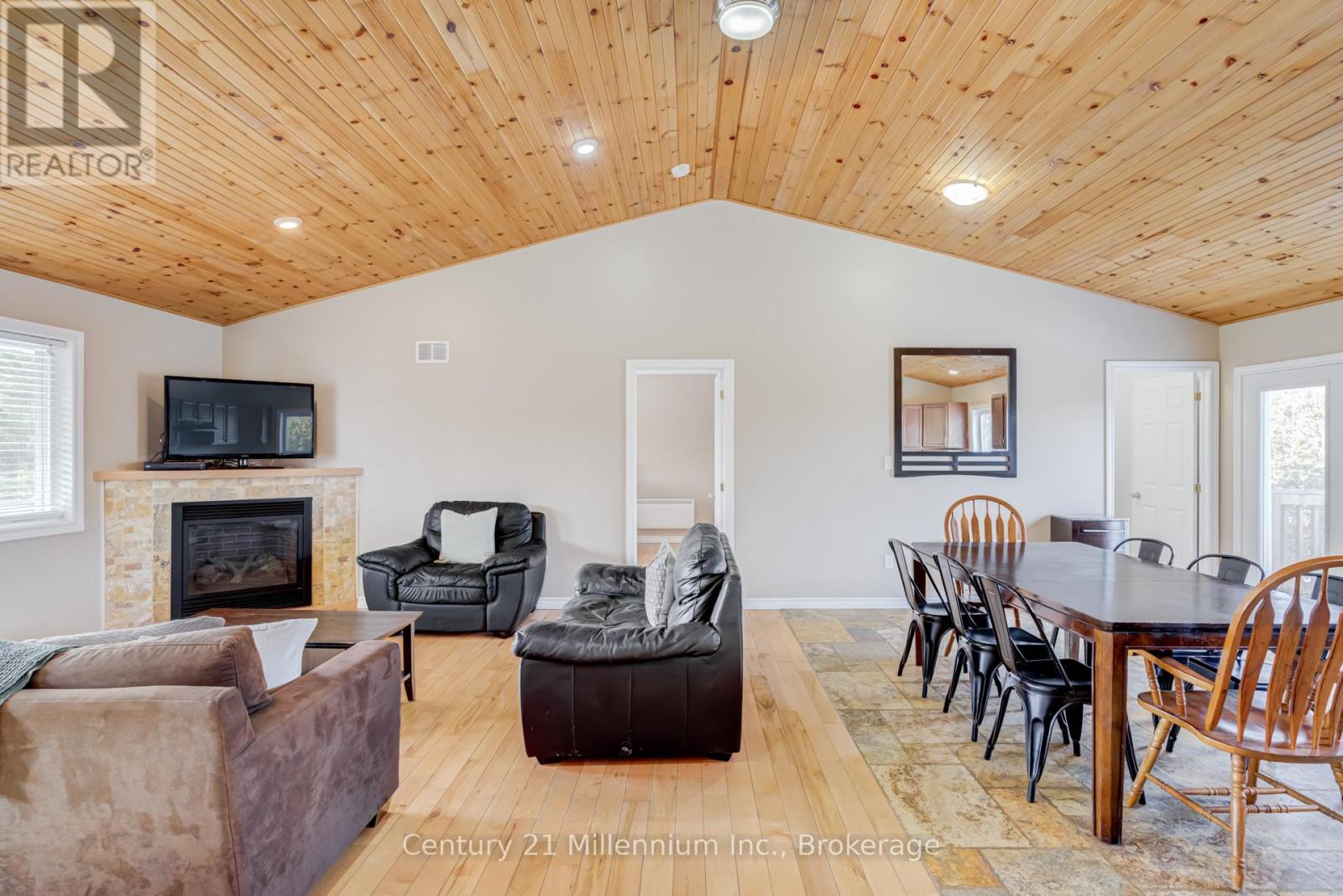62 Mcivor Drive, Northern Bruce Peninsula, Ontario  N0H 1Z0 - Photo 17 - X13128072