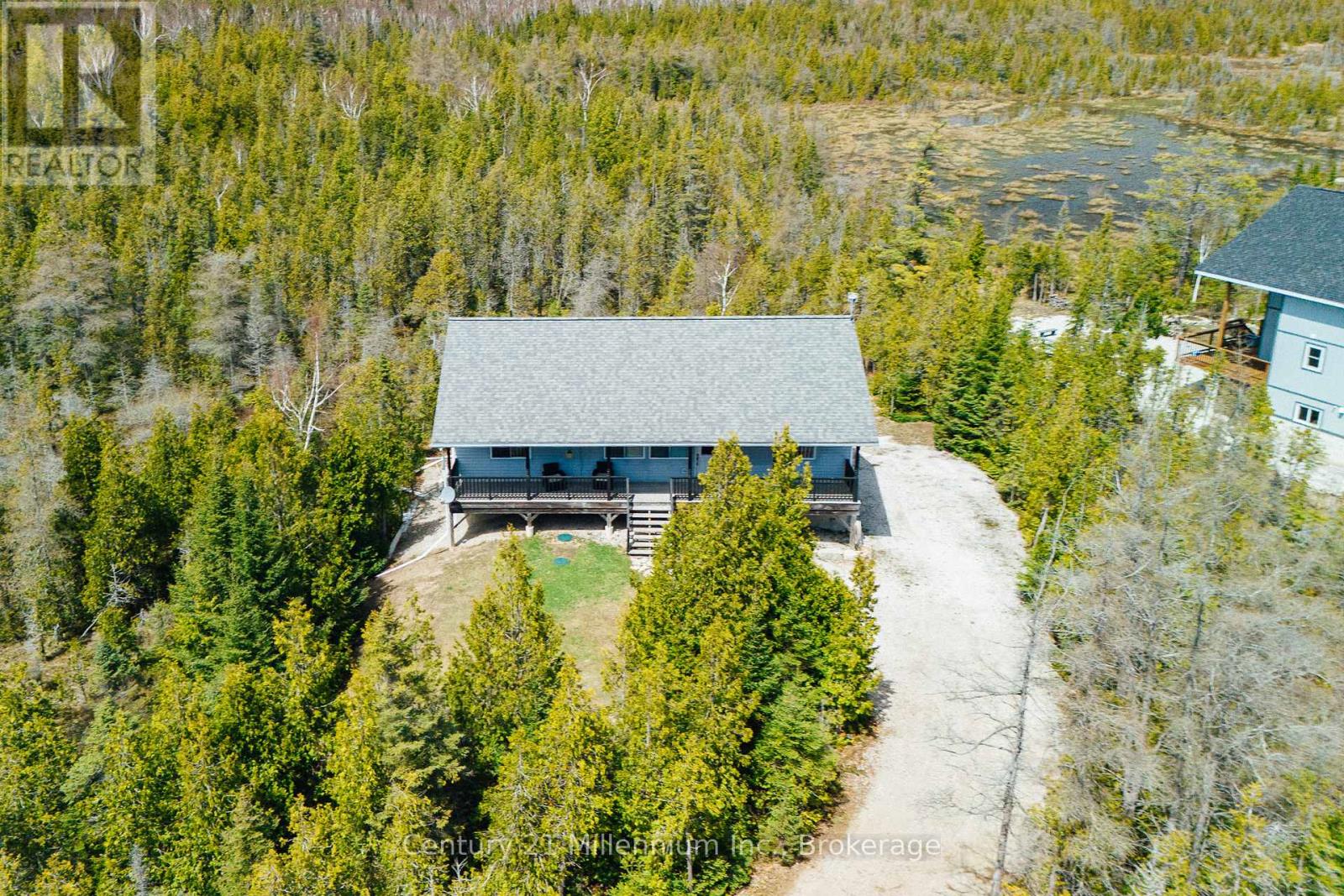 62 Mcivor Drive, Northern Bruce Peninsula, Ontario  N0H 1Z0 - Photo 2 - X13128072