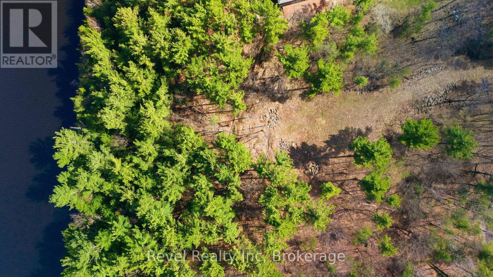 88 Louisa Street, Parry Sound, Ontario  P2A 3C1 - Photo 2 - X13128084