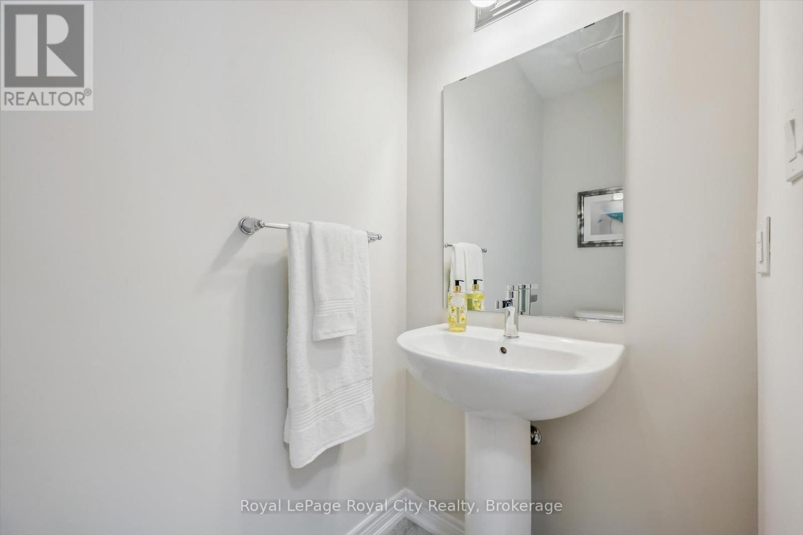 108 Harpin Way E, Centre Wellington, Ontario  N1M 0G9 - Photo 31 - X13128092