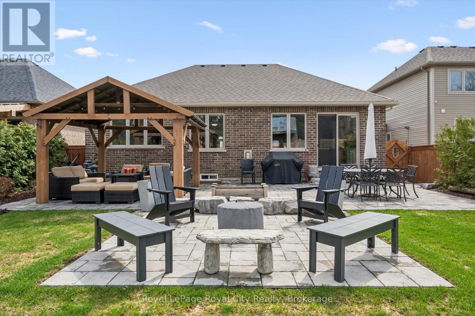108 Harpin Way E, Centre Wellington, Ontario  N1M 0G9 - Photo 47 - X13128092