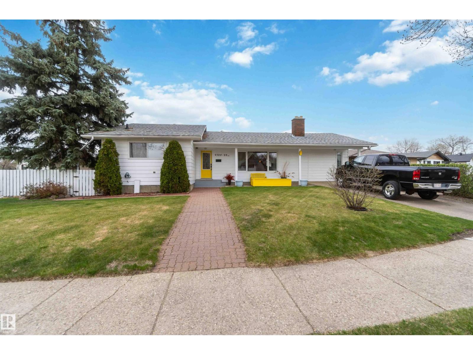 9504 94 AV, fort saskatchewan, Alberta