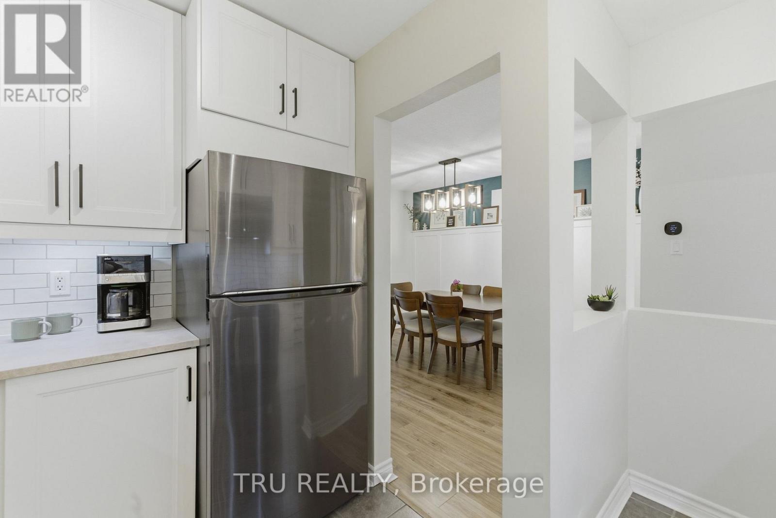 18 - 343 Monica Crescent, Ottawa, Ontario  K1E 3N7 - Photo 11 - X13127962