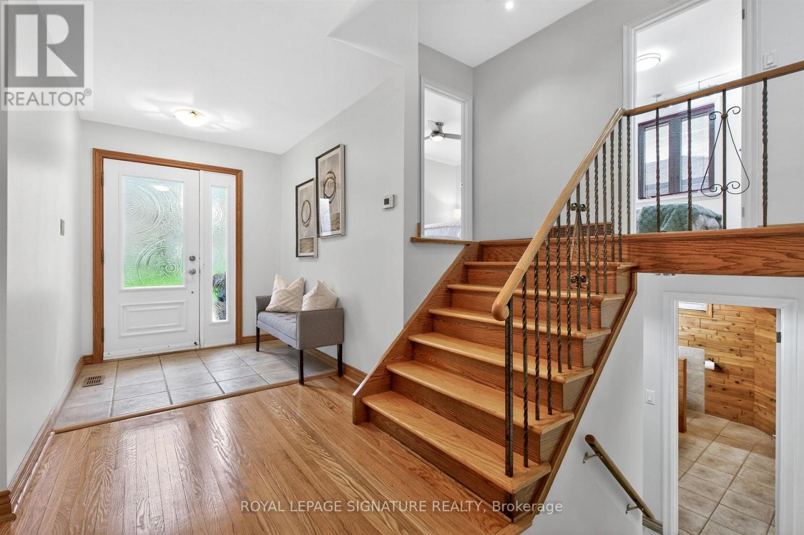1 Stanwell Drive, Toronto, Ontario  M1P 4H6 - Photo 4 - E13126366