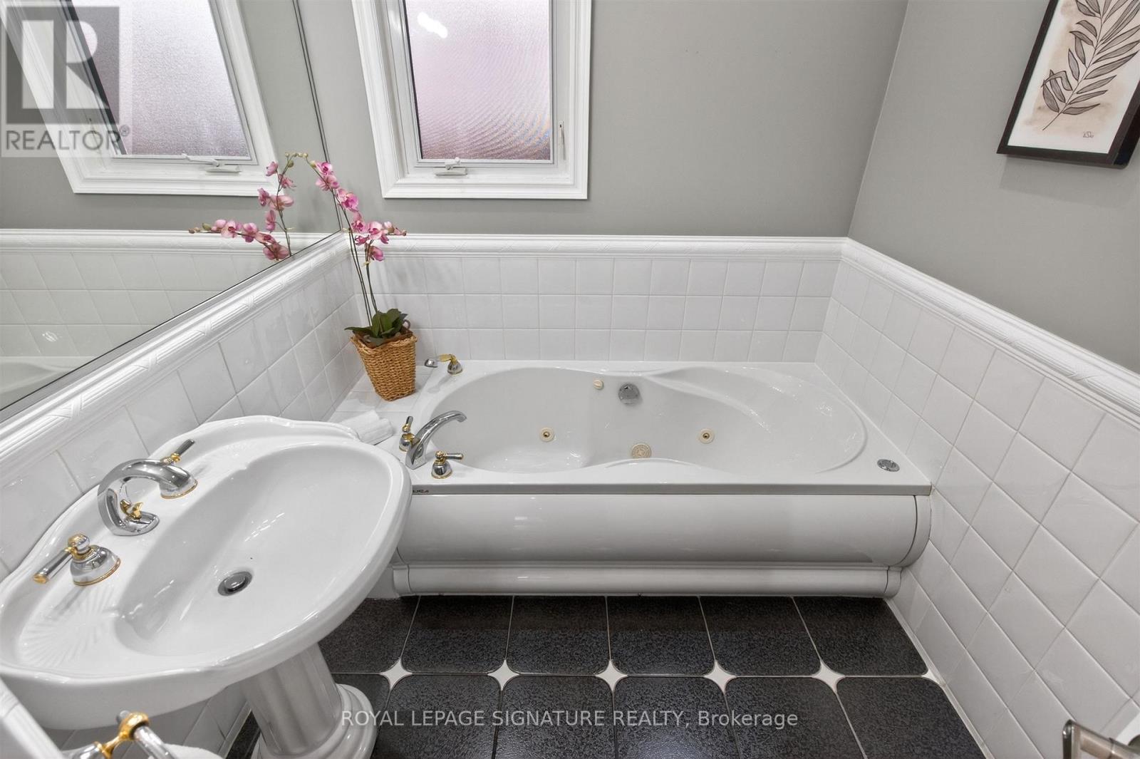 1 Stanwell Drive, Toronto, Ontario  M1P 4H6 - Photo 27 - E13126366