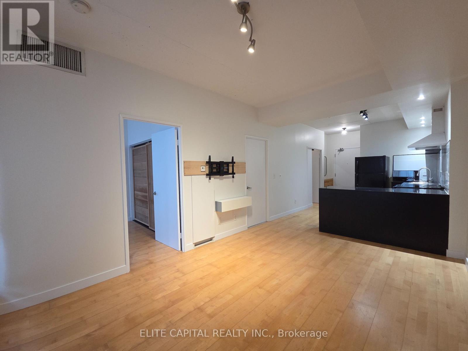 410 - 1375 Dupont Street, Toronto, Ontario  M6H 4J8 - Photo 7 - W13125460