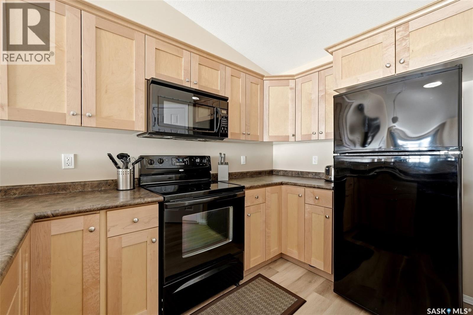 40 2751 Windsor Park Road, Regina, Saskatchewan  S4V 1H1 - Photo 11 - SK035985