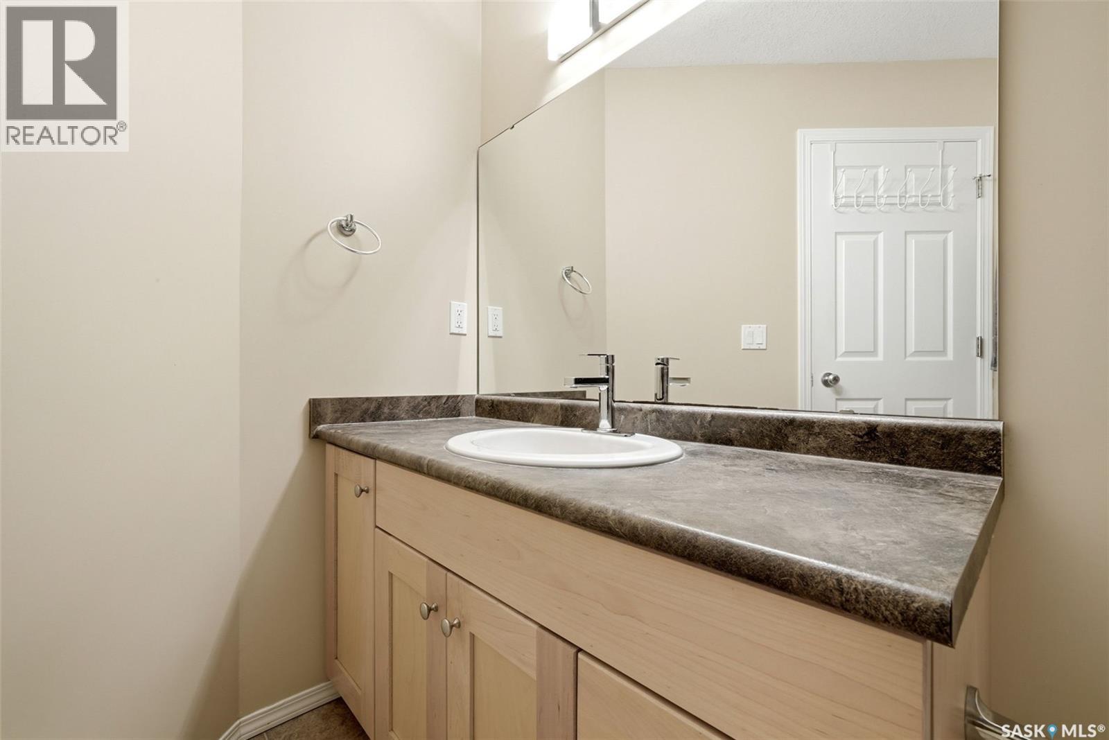 40 2751 Windsor Park Road, Regina, Saskatchewan  S4V 1H1 - Photo 16 - SK035985