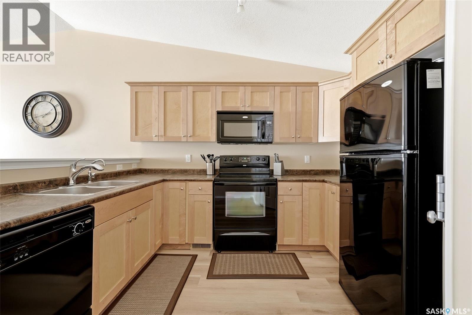 40 2751 Windsor Park Road, Regina, Saskatchewan  S4V 1H1 - Photo 9 - SK035985