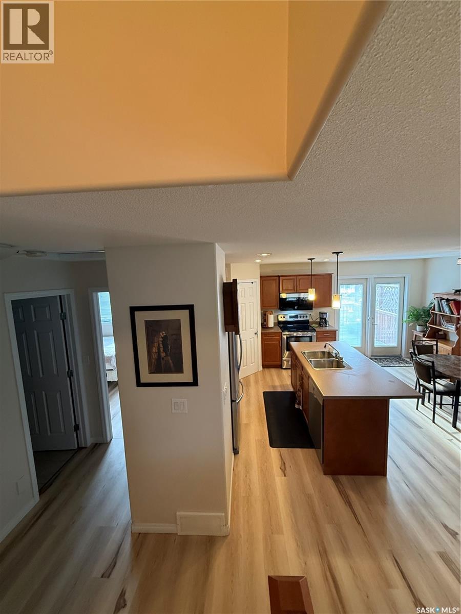 425 Y Avenue S, Saskatoon, Saskatchewan  S7M 3J8 - Photo 6 - SK035964