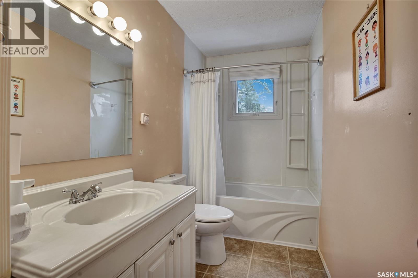 2945 Preston Avenue S, Saskatoon, Saskatchewan  S7J 2G8 - Photo 9 - SK035931