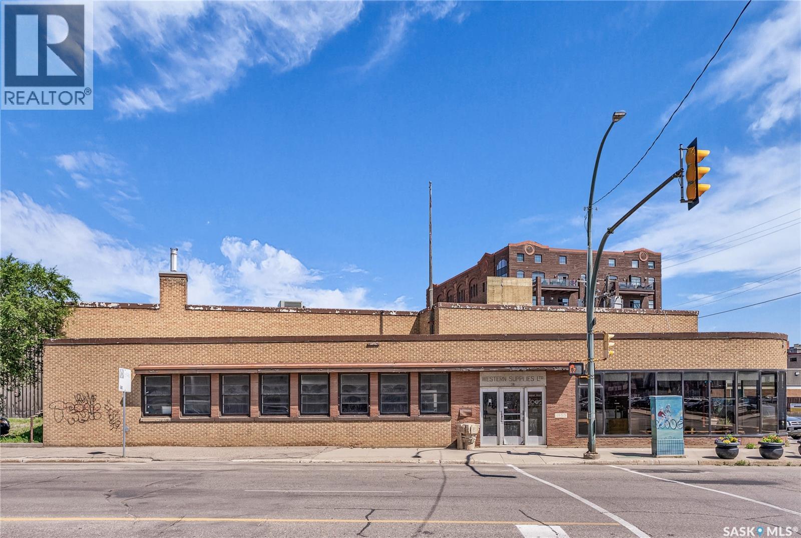38 23rd STREET E, Saskatoon, Saskatchewan
