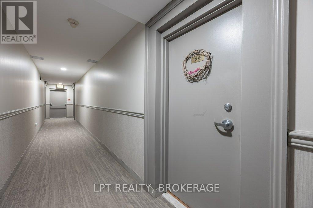 208 - 66 Greenview Drive, Kingston, Ontario  K7M 7C5 - Photo 5 - X13127530