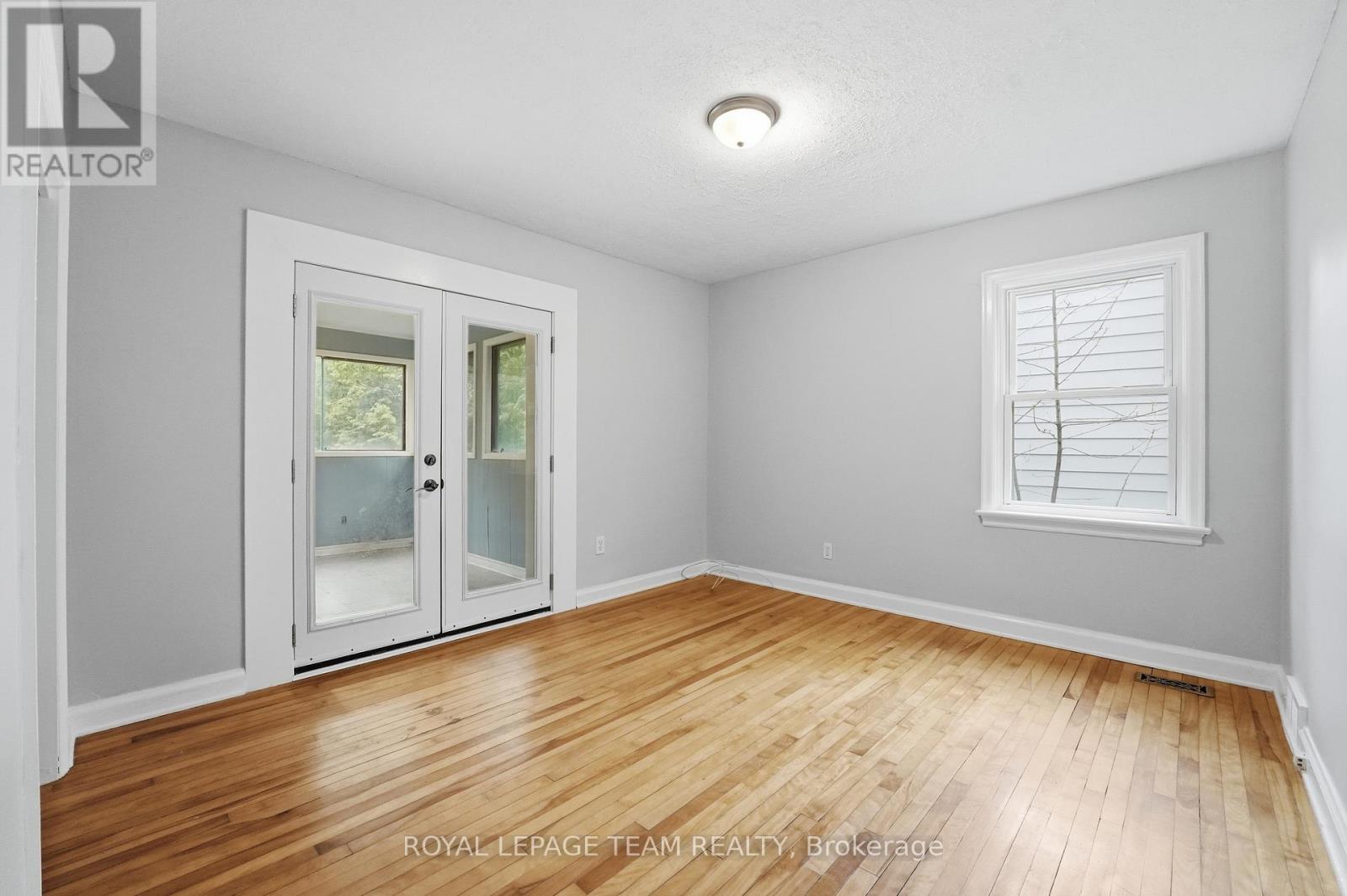 49 Crownhill Street, Ottawa, Ontario  K1J 7K5 - Photo 19 - X12712180
