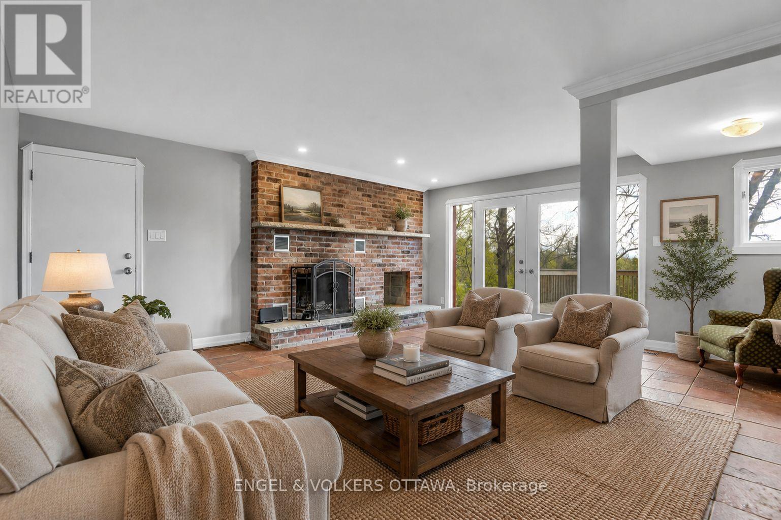 1477 Jarvis Drive, Ottawa, Ontario  K1V 1H1 - Photo 8 - X13127210